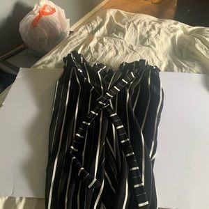 I’m selling casual pants